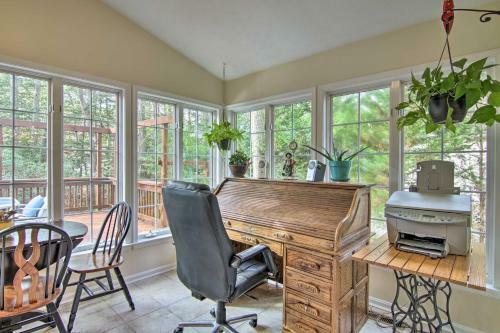 Ocean Pines House With Private Hot Tub 2 Mi To Golf!