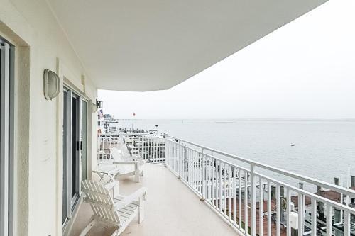 Bahia Vista By The Bay