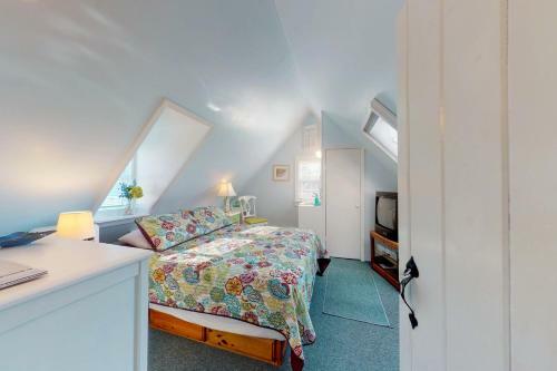 Sea Coast Cottage