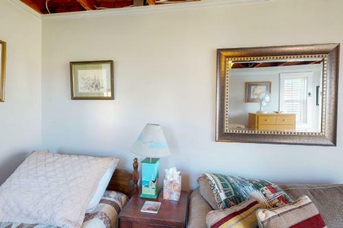 Sea Coast Cottage