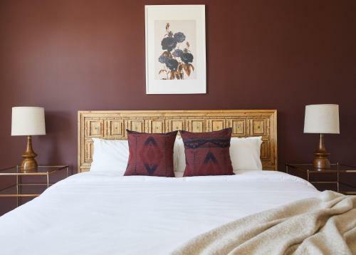 Evonify Corporate - South End Luxury Apartments