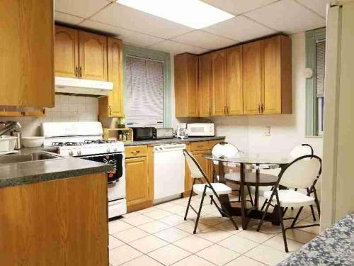 Apartamento 29 Haskell St, Boston, Ma 02134