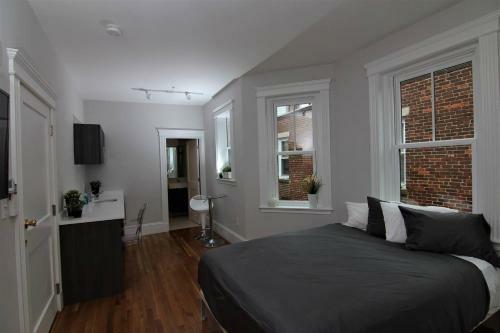 Apartamento A Stylish Stay W/ A Queen Bed, Heated Floors.. #3