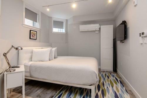 Apartamento A Stylish Stay W/ A Queen Bed, Heated Floors.. #3