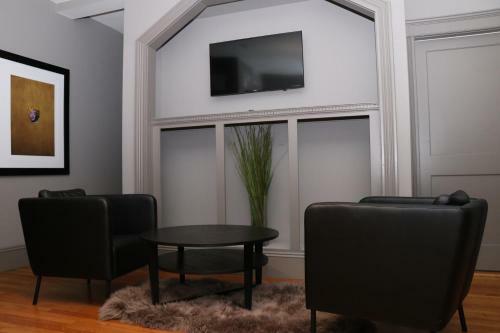Apartamento A Stylish Stay W/ A Queen Bed, Heated Floors.. #3