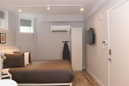 Apartamento A Stylish Stay W/ A Queen Bed, Heated Floors.. #3