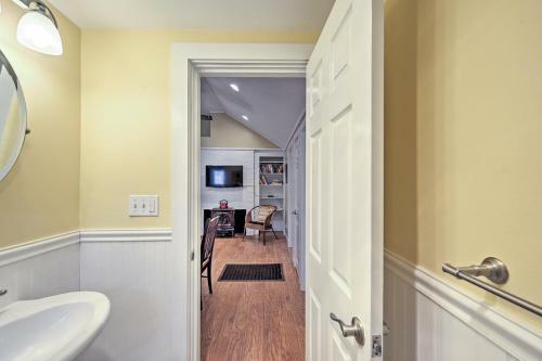 Apartamento Classic Centerville Condo About 300 Ft From The Beach!