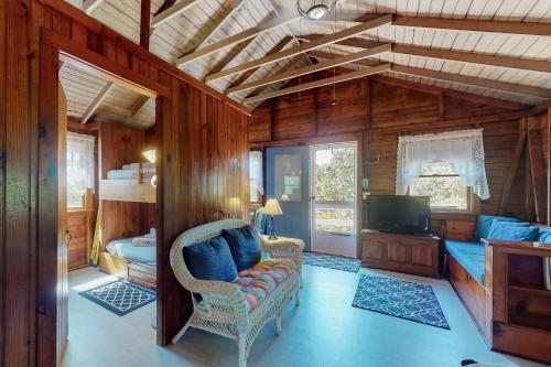 Hideaway Near The Bay