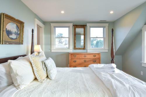 #633 - Sea Captain's House
