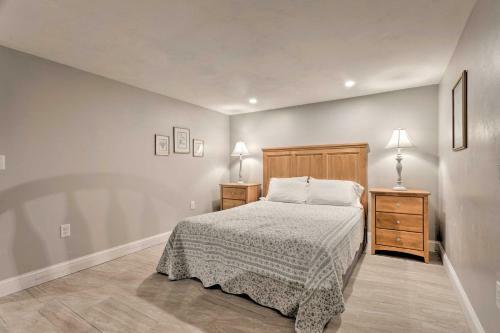 Renovated Cape Cod Home Walk To Beach And Downtown!