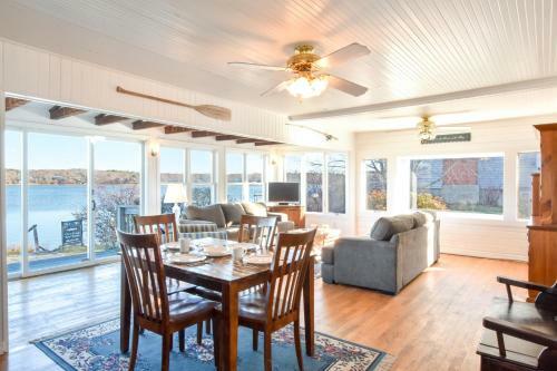 446 Waterfront Fun Awaits In This Huge Family Estate