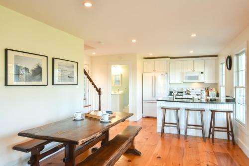 446 Waterfront Fun Awaits In This Huge Family Estate