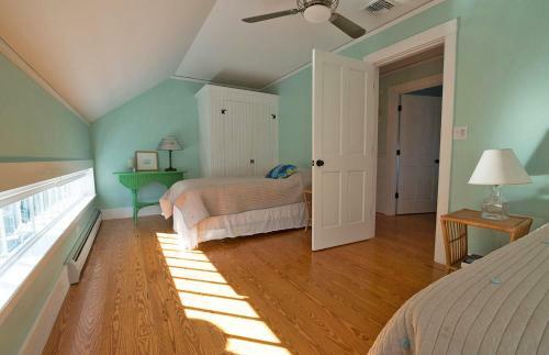 Villa Clamshell Landing