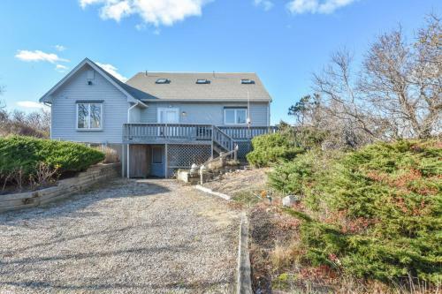 460 Waterfront Private Beach Wrap-around Deck Panoramic Views And Two Tv Rooms