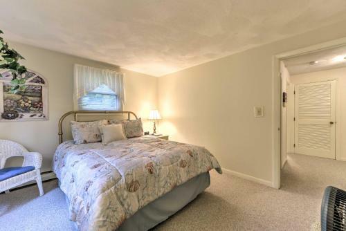 Mashpee House With Wraparound Deck - Walk To Beach!