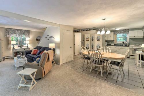 Mashpee House With Wraparound Deck - Walk To Beach!