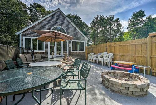 Mashpee Home With Pool And Game Room