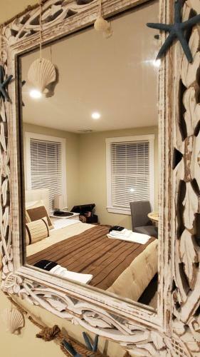 Hostal Room In Guest Room - Room 1 Private Bathroom Pool Shuttle Bus