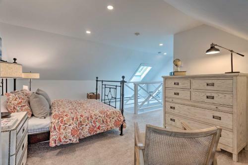 Airy Nantucket Escape In Historic Downtown!