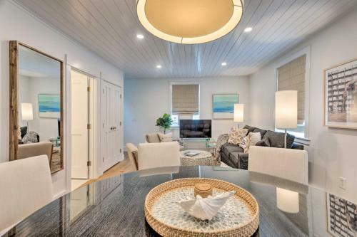 Airy Nantucket Escape In Historic Downtown!