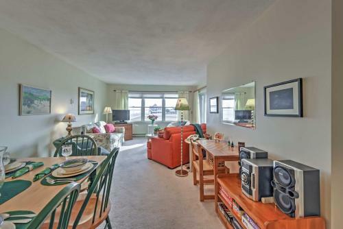 Apartamento Breezy Oak Bluffs Condo - Steps To Inkwell Beach!