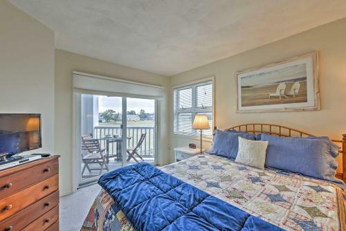 Apartamento Breezy Oak Bluffs Condo - Steps To Inkwell Beach!