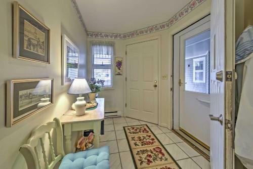 Apartamento Breezy Oak Bluffs Condo - Steps To Inkwell Beach!