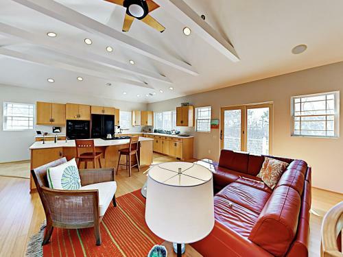 Iconic West End Home Home