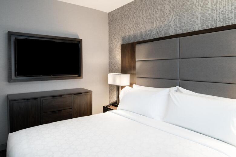 Staybridge Suites - Quincy, An Ihg Hotel