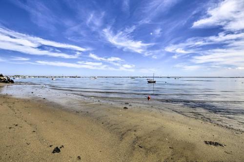 Bayfront Provincetown Condo On Commercial Street!