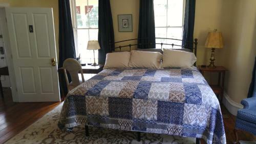 Bed & Breakfast Sheffield 1802 House
