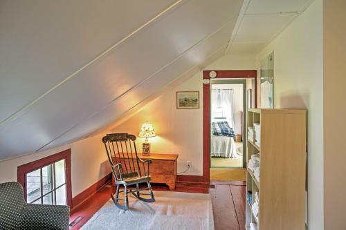 Tranquil 3br Stockbridge House With Private Deck