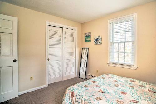 Cozy Yarmouth Home - Walk To Colonial Acres Beach!