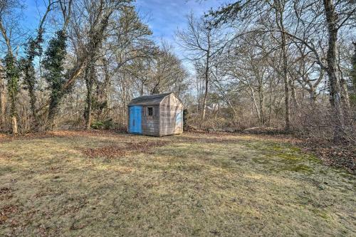 Cozy Yarmouth Home - Walk To Colonial Acres Beach!