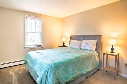 Cozy Yarmouth Home - Walk To Colonial Acres Beach!