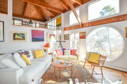 316 Bright Open Creative Home On Drummer Cove You Will Love Dog Friendly