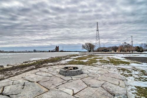 Waterfront Bay City Home With Dock And Boat Launch!
