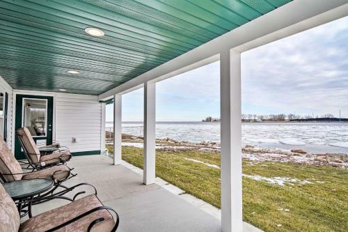 Waterfront Bay City Home With Dock And Boat Launch!