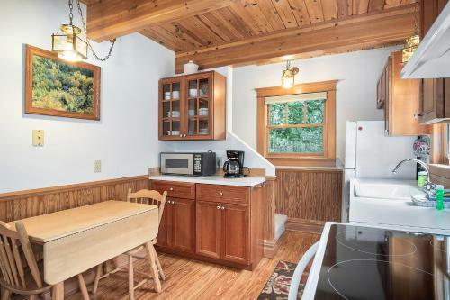 Cedar Nook