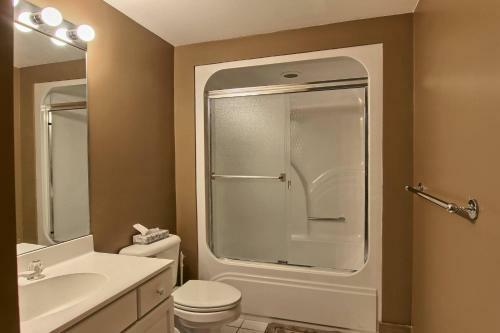 728 Disciples Village Condo