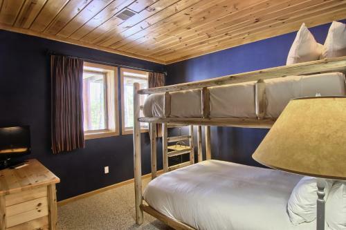 801 Mountain Cabin