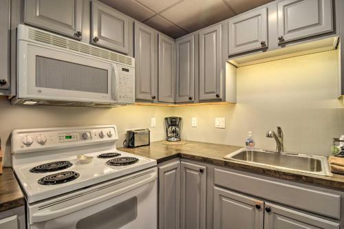 Apartamento Boyne Falls Condo, Walk To Boyne Mountain Resort!