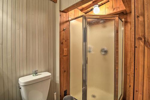 Cozy Lake Mitchell Cabin With Waterfront Views!