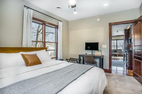 Suite Escape