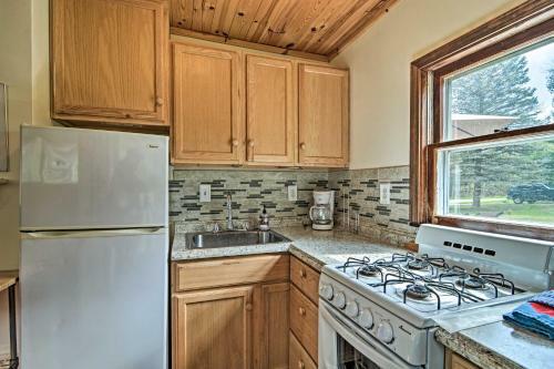Lake Charlevoix Pet-friendly Cabin Getaway!