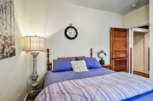 Downtown Home W/ Yard 0.4 Mi To Lake Michigan