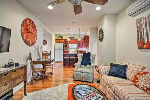 Downtown Home W/ Yard 0.4 Mi To Lake Michigan