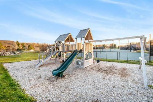 Birchwood: Bluffs Edge