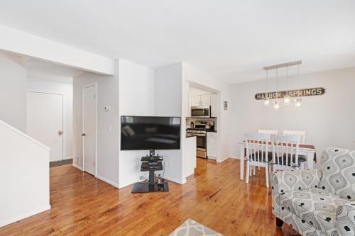 Hideaway Valley: Condo #7