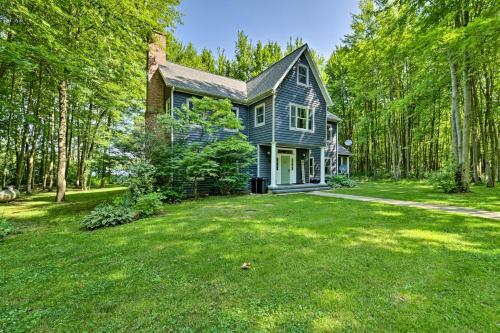 Lakefront Gobles Home With Private Dock And Boats!